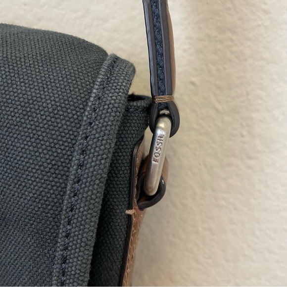 Fossil Davis‎ Canvas Small Messenger Bag - Picture 6 of 13